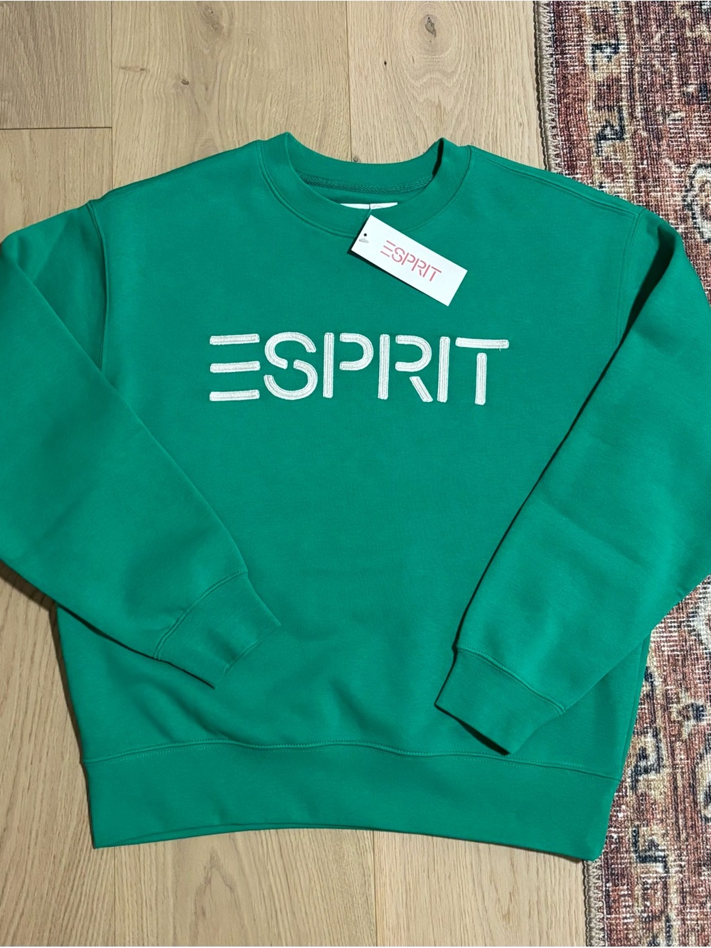 ESPRIT Women’s Fleece Embroidered Logo Sweatshirt, Retro 80s Viral Various Sizes